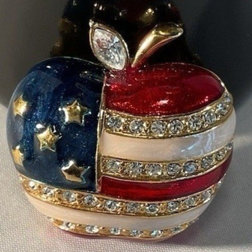 Vintage Collectible Apple Brooch American Flag Redwhiteblue Clear Rhinestone